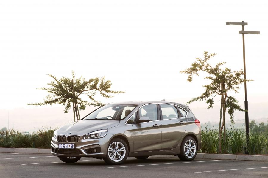  BMW 218i Active Tourer Luxury Line 2015 года  (ZA) (фото 3 из 30)